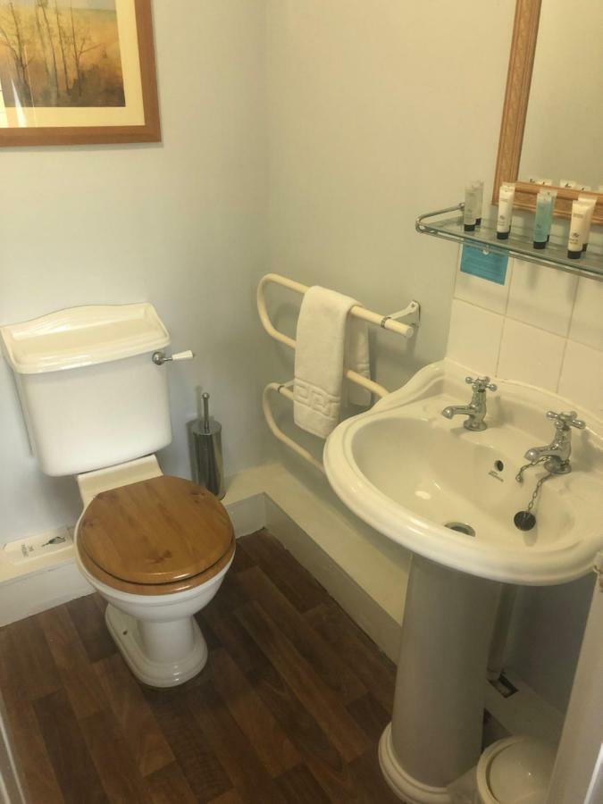 Raleghs Cross Inn Clatworthy Ngoại thất bức ảnh